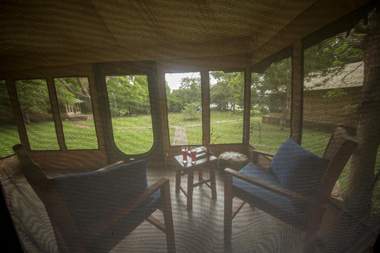 Hotel The Yala Adventure Tissamaharama Esterno foto